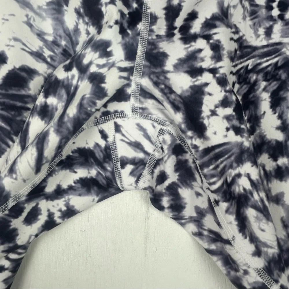 **SOLD**RBX | women’s athletic leggings size 3X tie dye plus workout pants - Picture 6 of 11